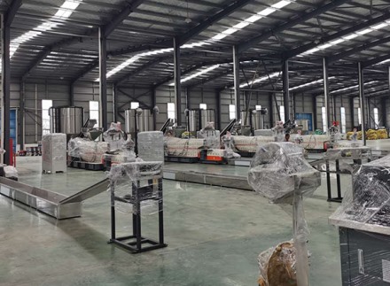 江蘇宿遷客戶廠區造粒設備安裝成功